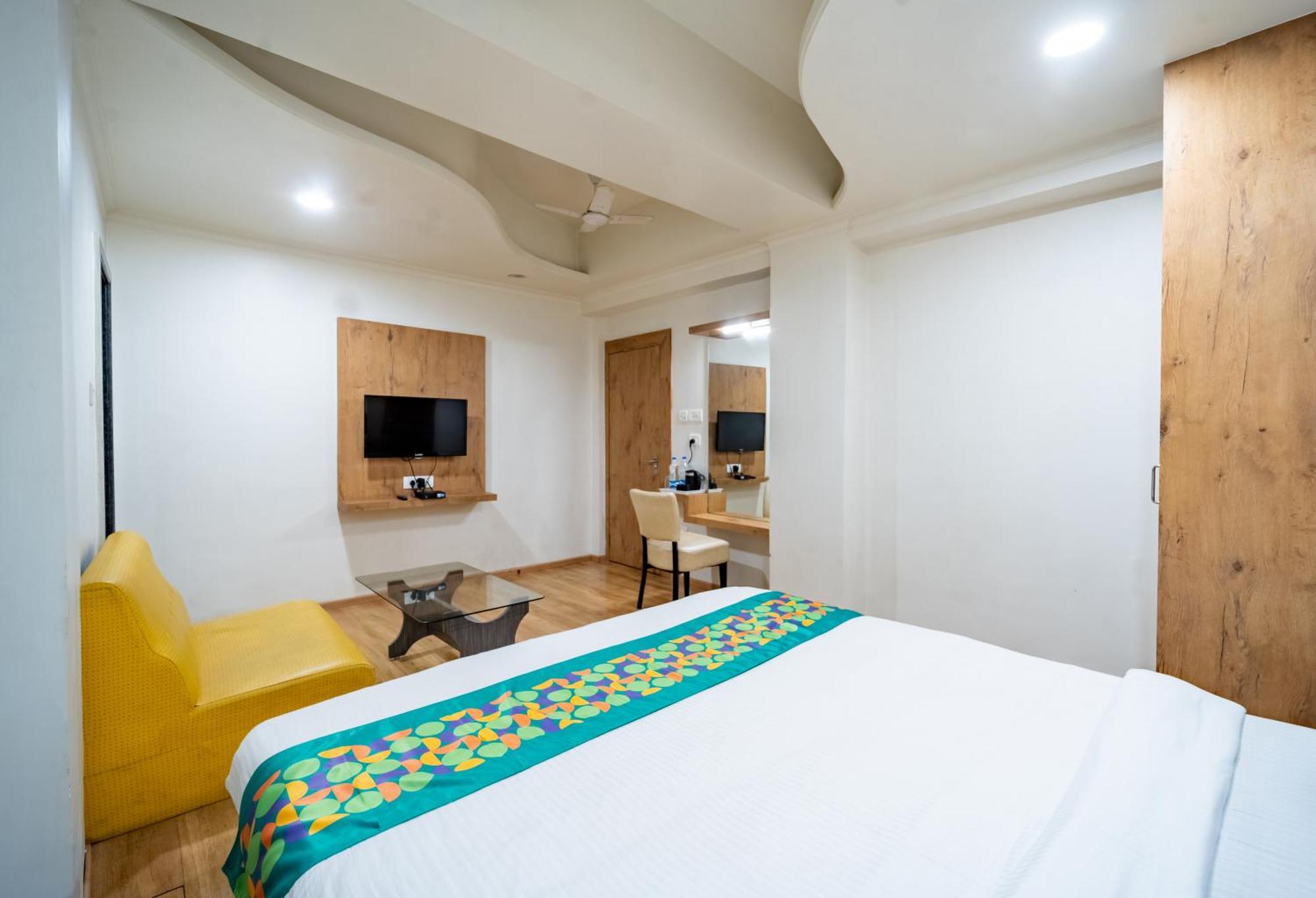 Treebo Kamal Regency Hotel Bhopal Exterior photo